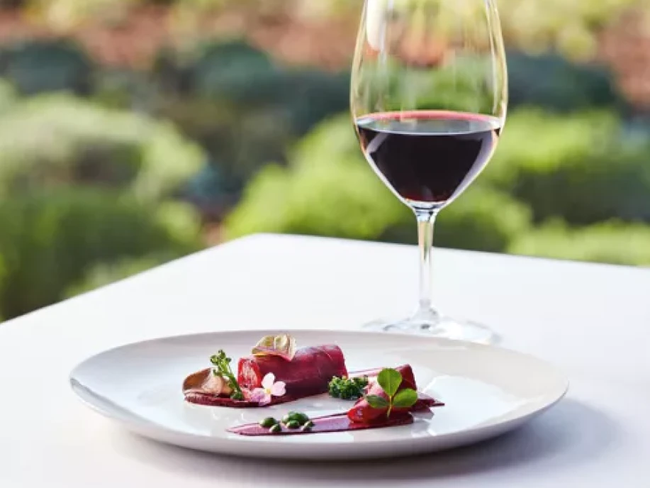 ETRN549-The Restaurant at Justin