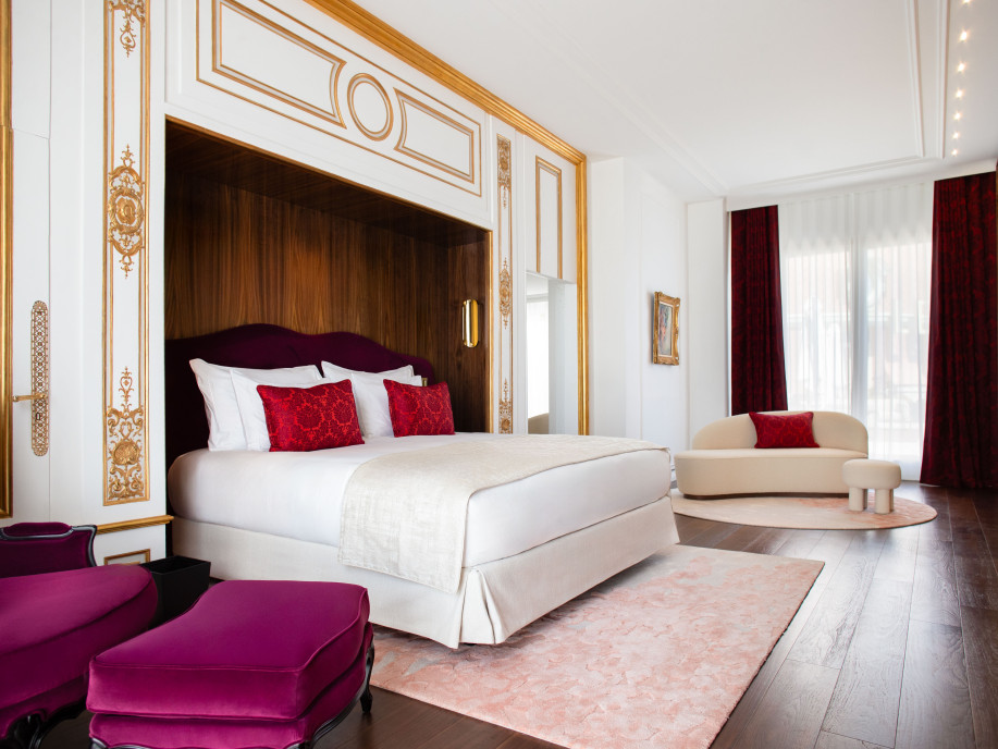 ETHS2504 - The Jeanne & Paul Penthouse Suite, Le Negresco