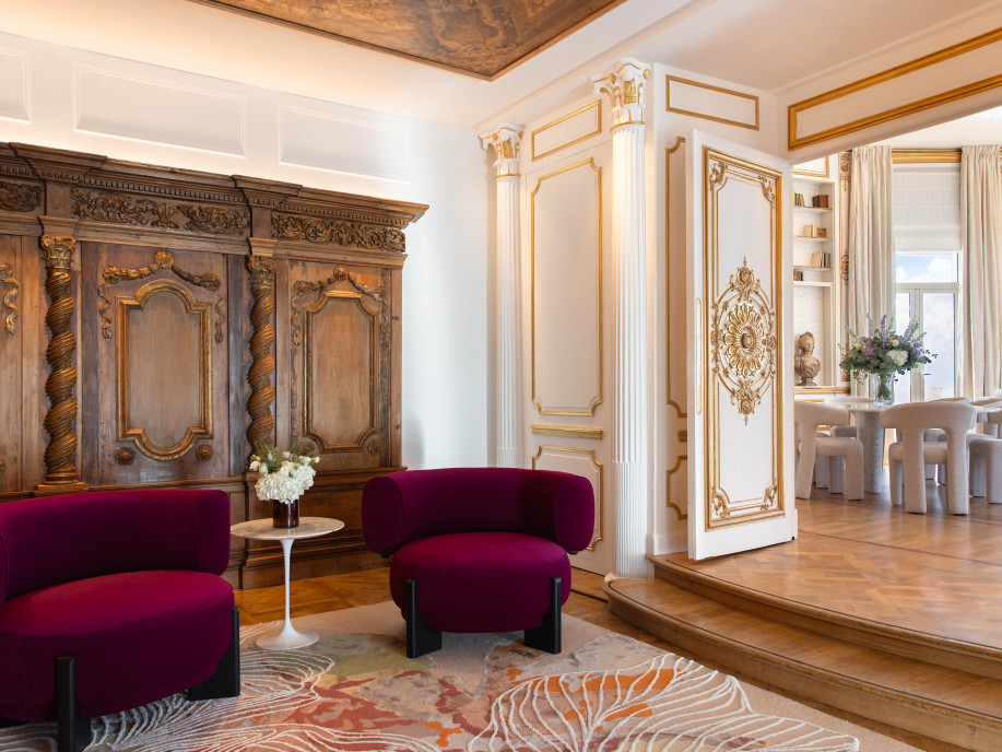 ETHS2504 - The Jeanne & Paul Penthouse Suite, Le Negresco