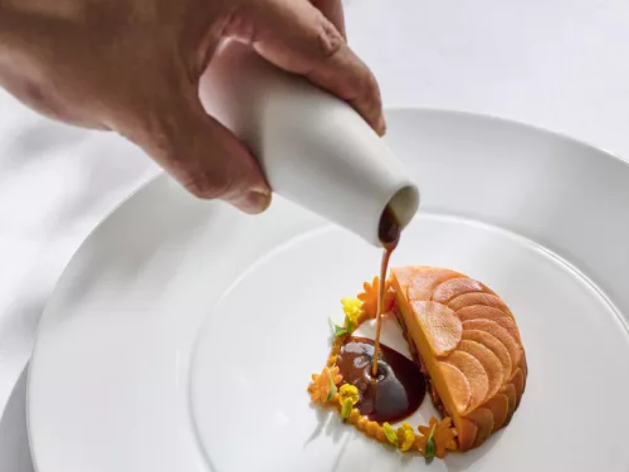 ETRR2505-Villa René Lalique