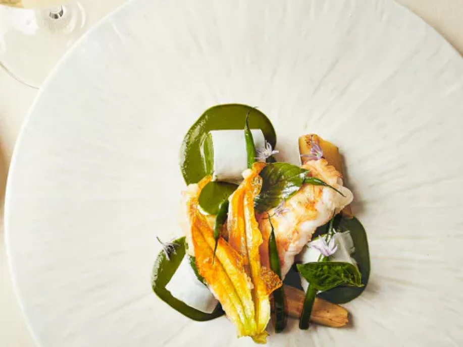 ETRN90-Palais Royal Restaurant