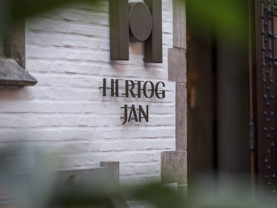 ETRN10-Hertog Jan at Botanic
