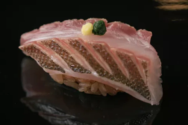 ETRR2843-Sushi Masaki Saito