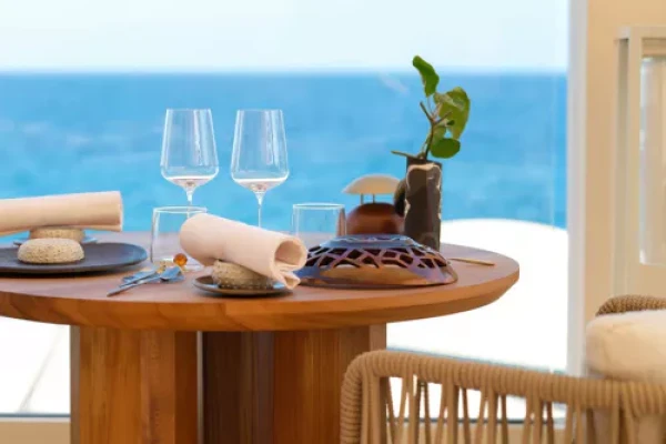 ETRN58-Blue Bay Marcel Ravin